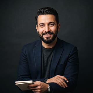 Efe Mete Yurt yazar fotoğrafı